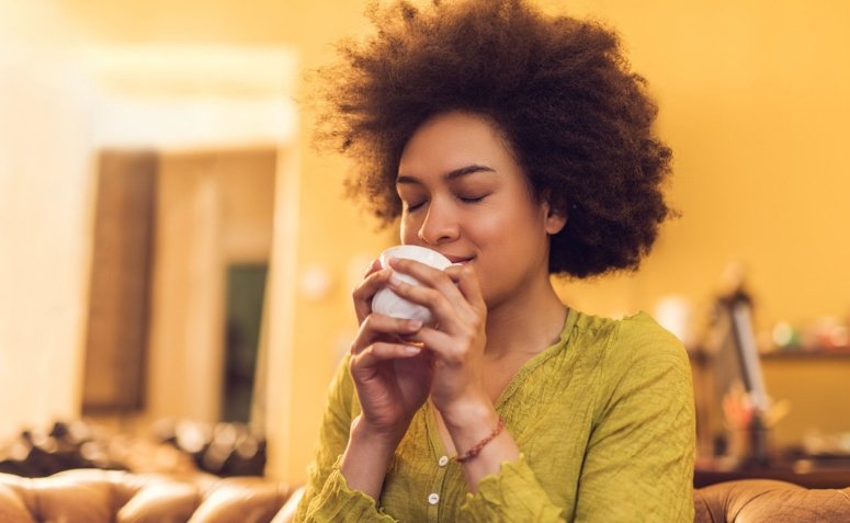 ¿El té de manzanilla combate la ansiedad?  Aclara esta y otras dudas