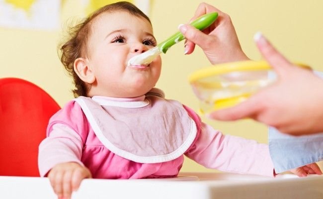 7 consejos para elegir una silla de alimentación para bebés