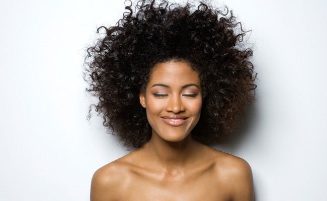 4 vitaminas y minerales esenciales para una piel y un cabello hermosos