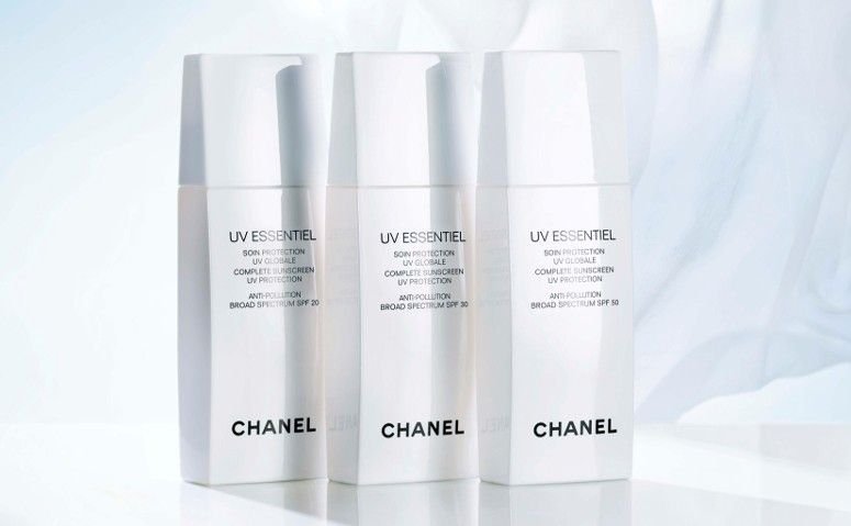 UV Essentiel FPS 50, de Chanel, por R $ 219,00 en Vivadream Cosmetics