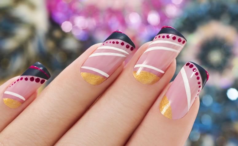 Películas para uñas: decorar tus uñas nunca ha sido tan fácil