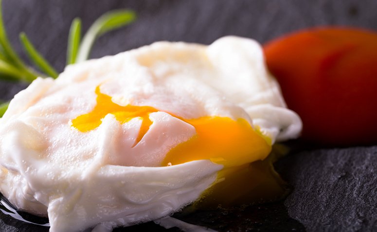 Huevo Escalfado Aprende A Preparar Este Clásico De La Cocina Francesa Naranjas Corbera 6289